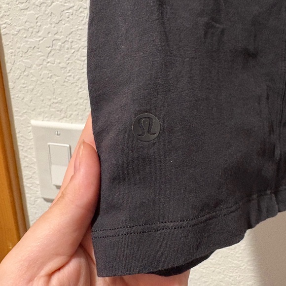 lululemon athletica Black Muscle Tee - Picture 3 of 3